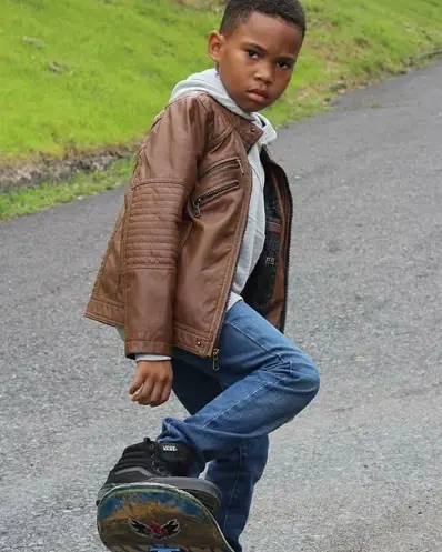 Ja'Siah Young Wiki, On Ellen, Raising Dion, Actor, Birthday, Net Worth, Age, Height, Parents